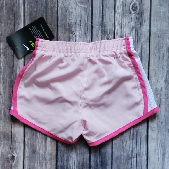 *SIZE 2T ONLY* Nike Toddler Girls Tempo Shorts - Picture 3 of 7